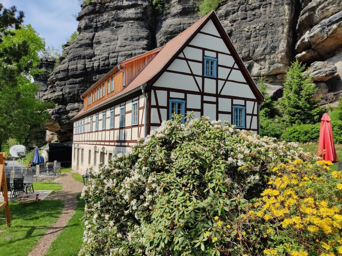 Felsenkeller Bielatal * Rosenthal-Bielatal